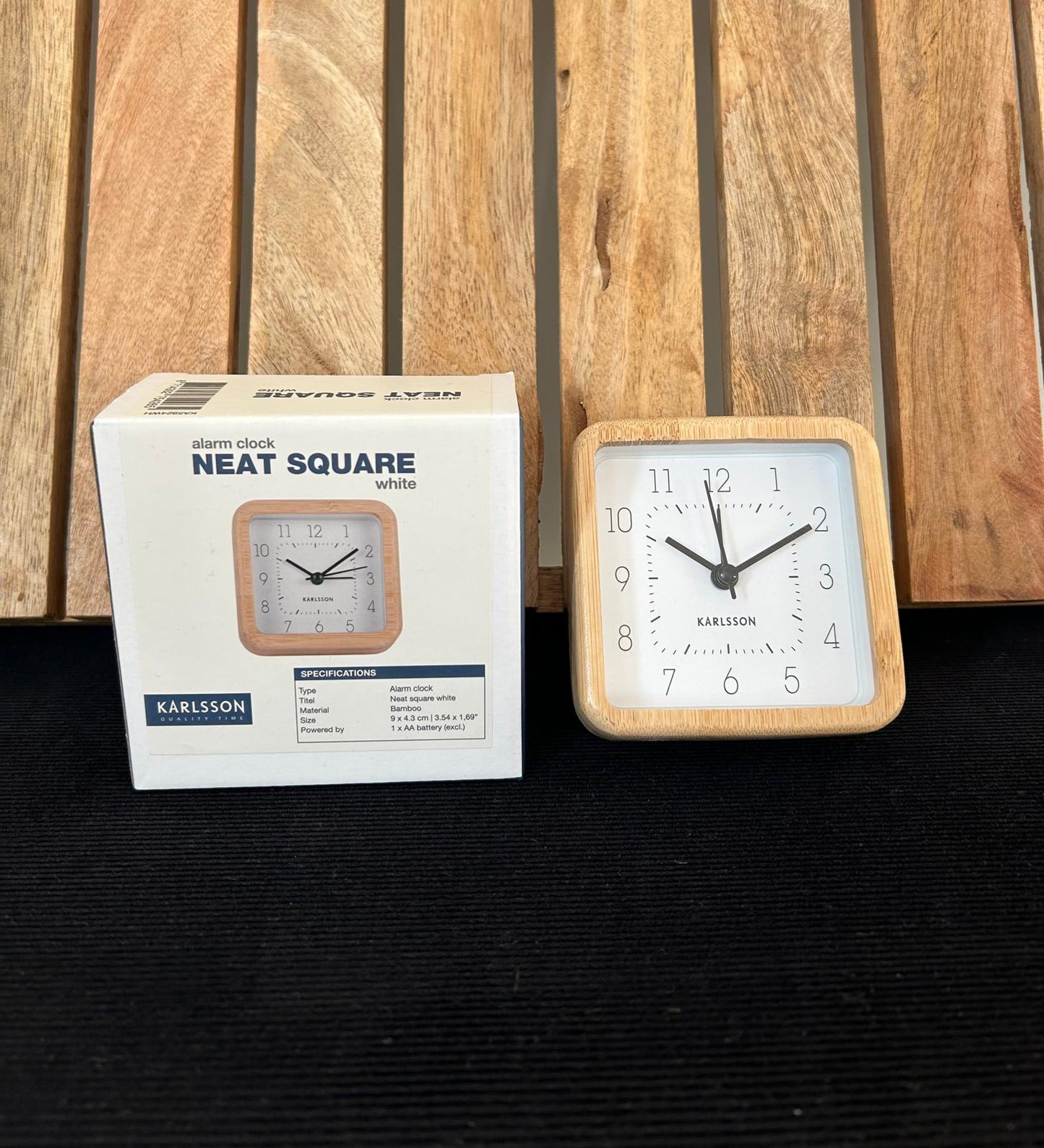 Karlsson Neat Square Weiß